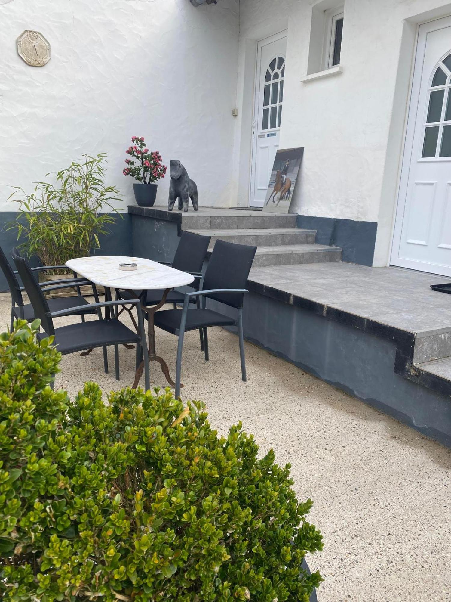 Gites Casale Di Vito Longvilliers  Exteriör bild